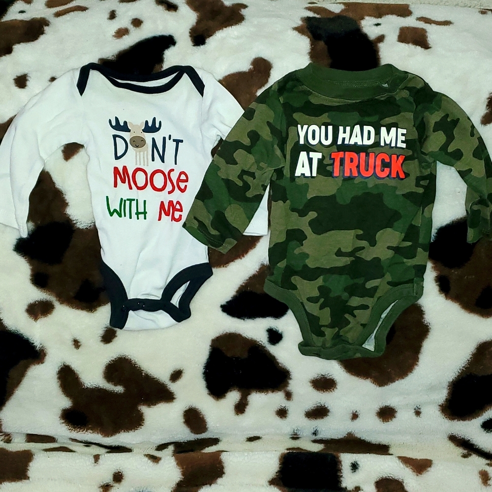 2 long sleeve shirts